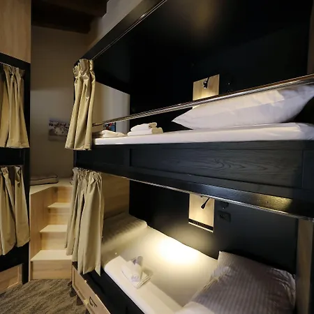 Downtown Boutique Hostel *