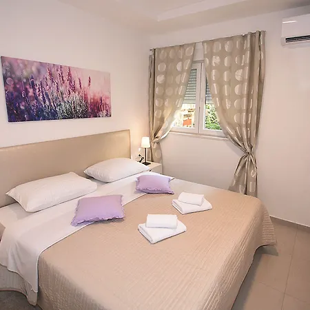 Downtown Boutique Hostel *