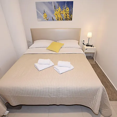 Downtown Boutique Hostel *