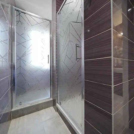 Downtown Boutique Hostel *