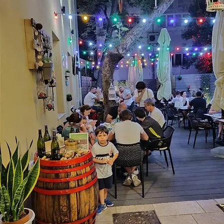 Hostel Downtown Boutique *